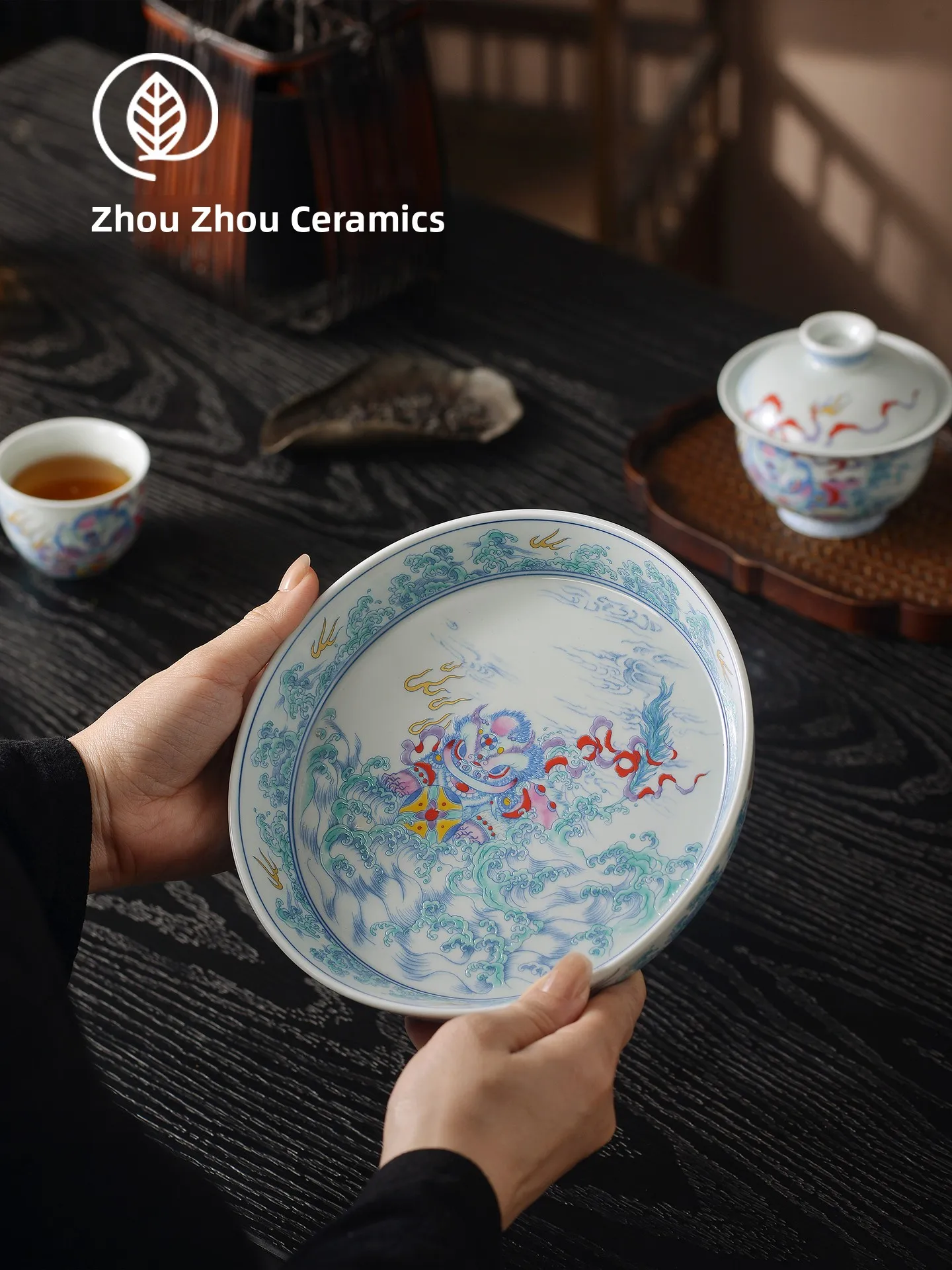 Jingdezhen Qicheng Tang Doucai Lion Play Ball Tea Tray Dry Pounding Table Home Use Tea Pot Tray Traditional Lucky Pattern
Jingdezhen Qicheng Tang Doucai Lion Play Ball Tea Tray Dry Pounding Table Home Use Tea Pot Tray Traditional Lucky Pattern