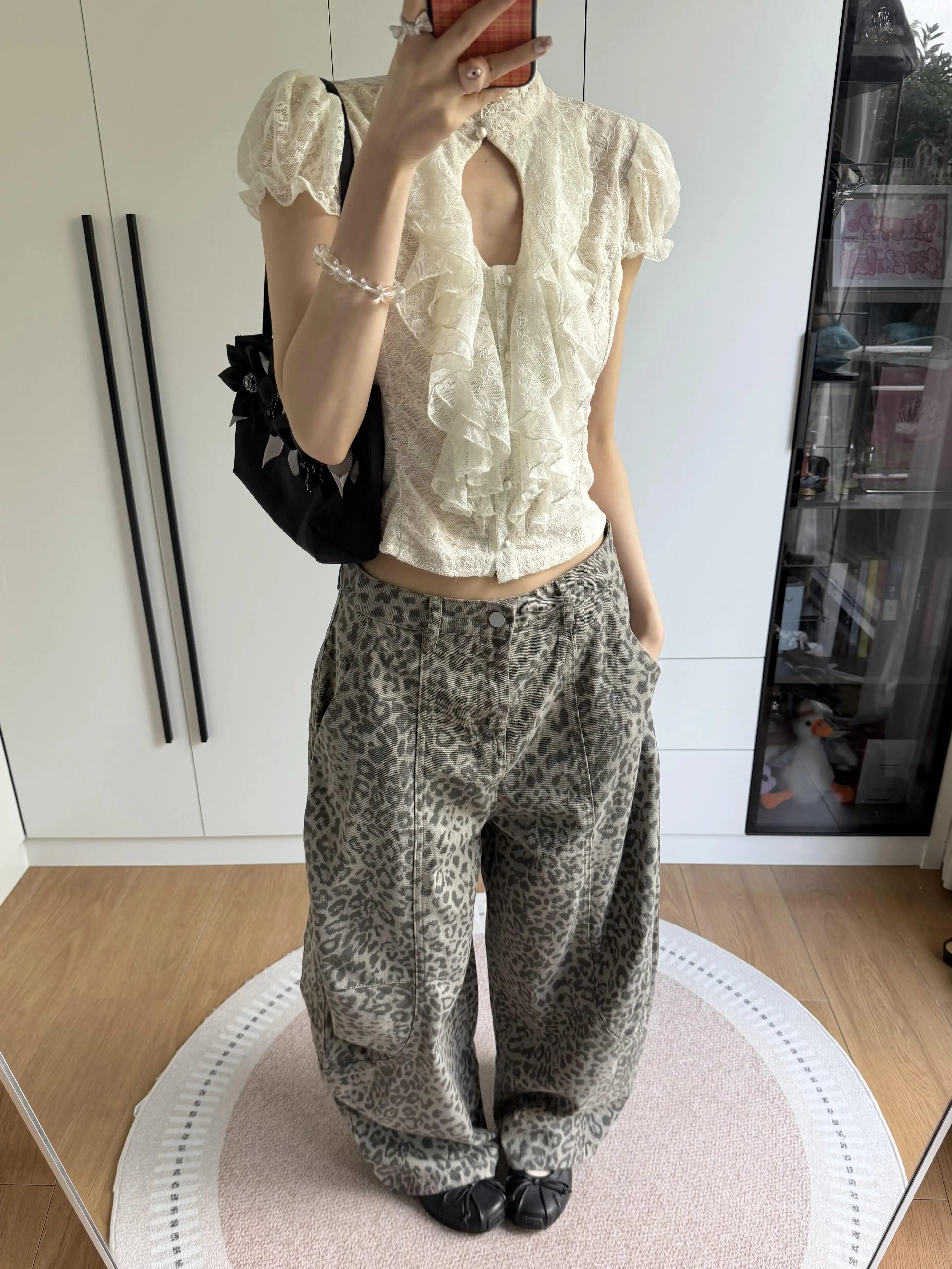 American High Street Lazy Girl Leopard Print Knife Jeans Women Summer New Loose Slimming Casual Wide Leg Pants
American High Street Lazy Girl Leopard Print Knife Jeans Women Summer New Loose Slimming Casual Wide Leg Pants