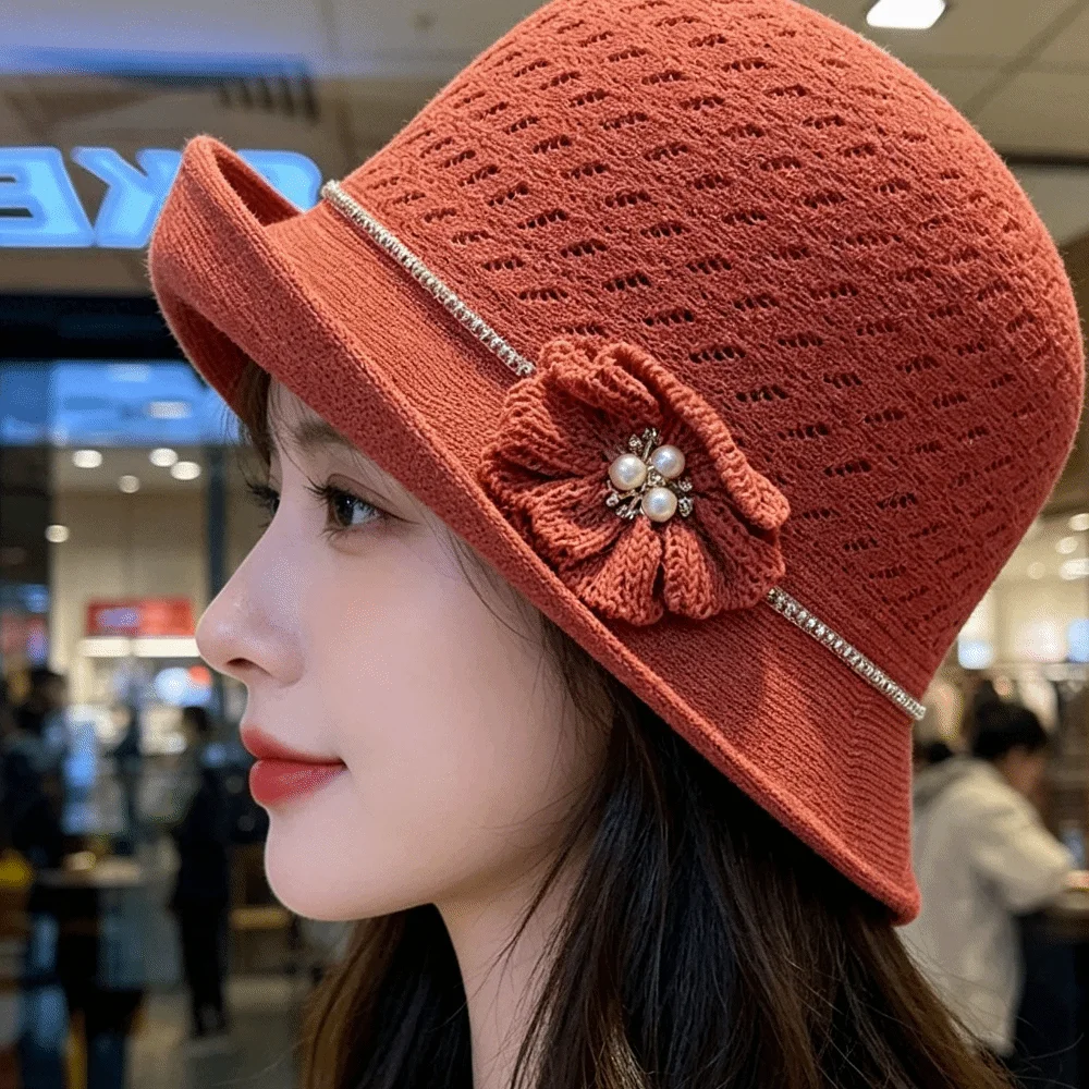 High-End Hepburn-Style Round-Top Sun Hat Polyester Pearl Middle-aged Mother Hat Elegant Comfortable Bucket Hat Vacation
High-End Hepburn-Style Round-Top Sun Hat Polyester Pearl Middle-aged Mother Hat Elegant Comfortable Bucket Hat Vacation