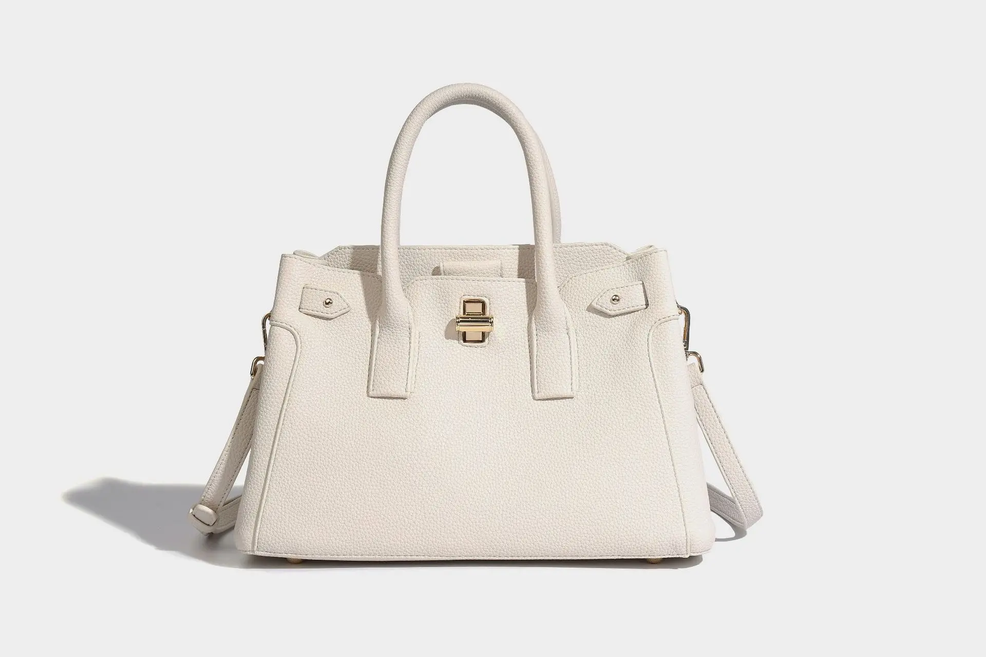 Premium platinum bag fashion versatile handbag bag women's new spring and summer niche design shoulder crossbody bag
Premium platinum bag fashion versatile handbag bag women's new spring and summer niche design shoulder crossbody bag