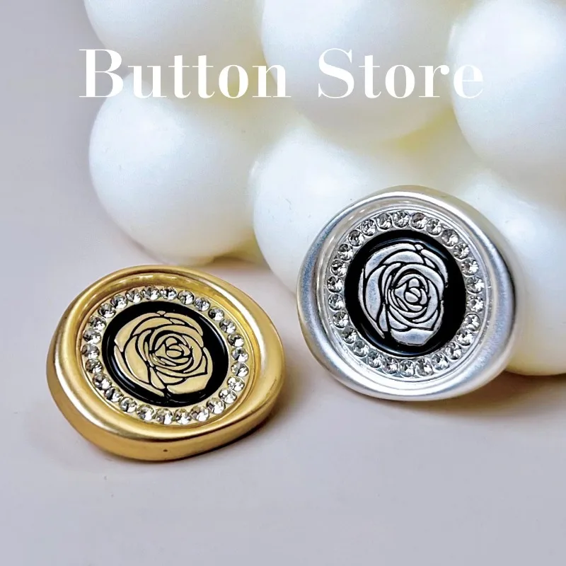 5 PCS Luxury Rhinestones Sealing Wax Roses Metal Round Buttons for DIY Clothing Shirt Coat Sewing Accessory Craft Supplies Decor
5 PCS Luxury Rhinestones Sealing Wax Roses Metal Round Buttons for DIY Clothing Shirt Coat Sewing Accessory Craft Supplies Decor