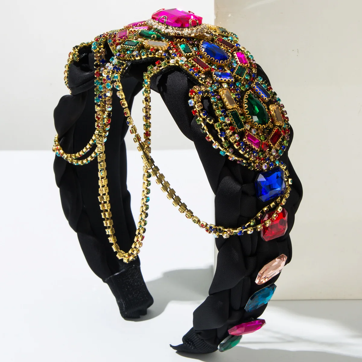 Crystal Head Band 2024 Winter Elegant Retro Light Luxury Rhinestone Wide Hair Accessories Braided Headband Fashionable Hairband
Crystal Head Band 2024 Winter Elegant Retro Light Luxury Rhinestone Wide Hair Accessories Braided Headband Fashionable Hairband