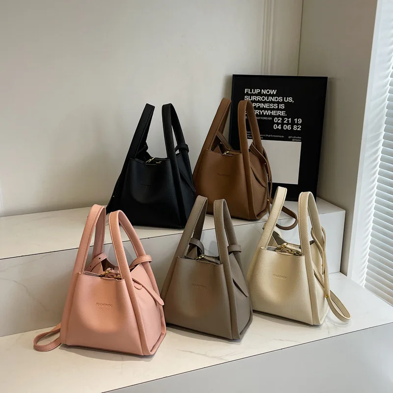 23*15*20cm Women Bags Designer Crossbody Shoulder Purses Handbag Women Clutch Travel Tote Bag
23*15*20cm Women Bags Designer Crossbody Shoulder Purses Handbag Women Clutch Travel Tote Bag