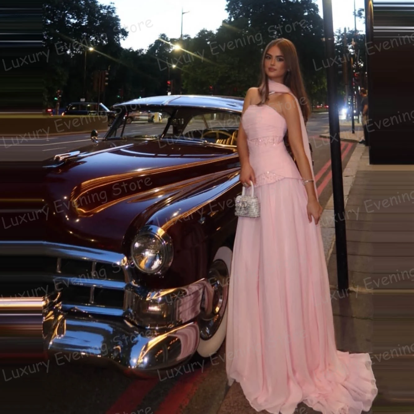 Luxury A Line Pink Evening Dresses Sleeveless Strapless Sleeveless Fashion Prom Gowns Customized Backless فساتين سهرة
Luxury A Line Pink Evening Dresses Sleeveless Strapless Sleeveless Fashion Prom Gowns Customized Backless فساتين سهرة
