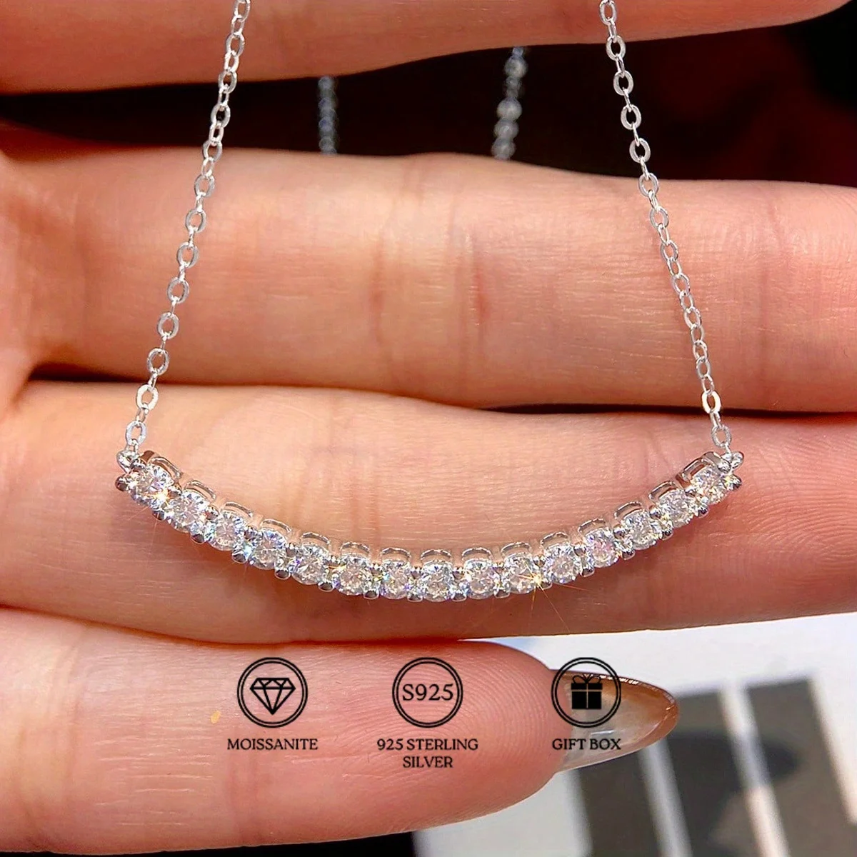 1pc 1.4Carat S925 Sterling Silver Simple Human Face Necklace Promise Necklace Moissanite Eternity Necklace Luxury Exquisite.
1pc 1.4Carat S925 Sterling Silver Simple Human Face Necklace Promise Necklace Moissanite Eternity Necklace Luxury Exquisite.