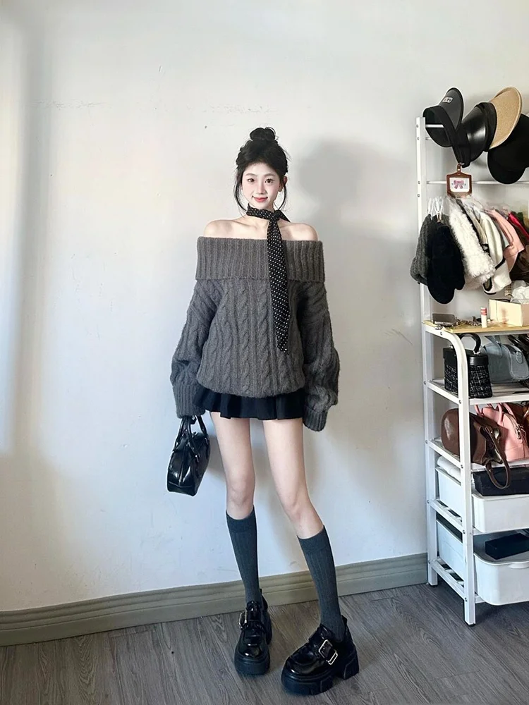 Grey Knitted Loose Long Sleeve One-Shoulder Sweater Women's Winter Korean Style Lazy Fashion Soft Cozy Warm Knitwear Top
Grey Knitted Loose Long Sleeve One-Shoulder Sweater Women's Winter Korean Style Lazy Fashion Soft Cozy Warm Knitwear Top