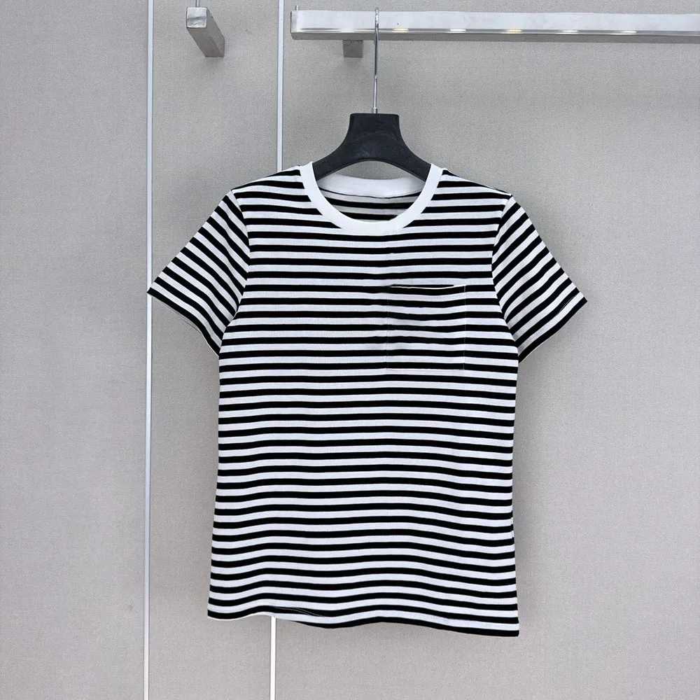High-quality 2026 new style women's fashionable round-neck striped short-sleeved T-shirt, with a pocket on the chest xy2642347
High-quality 2026 new style women's fashionable round-neck striped short-sleeved T-shirt, with a pocket on the chest xy2642347