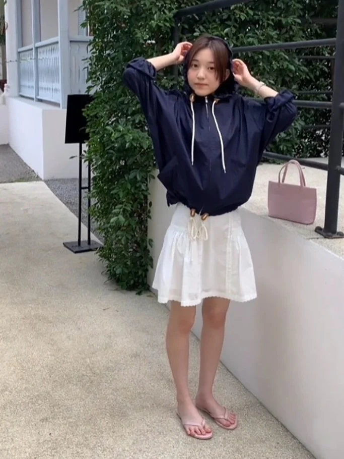 Sweet Ageless Design High Waist Lace Trim Short Skirt Gentle Elegant Commute Breathable Skin-Friendly Inner Lined A-Line Skirt
Sweet Ageless Design High Waist Lace Trim Short Skirt Gentle Elegant Commute Breathable Skin-Friendly Inner Lined A-Line Skirt