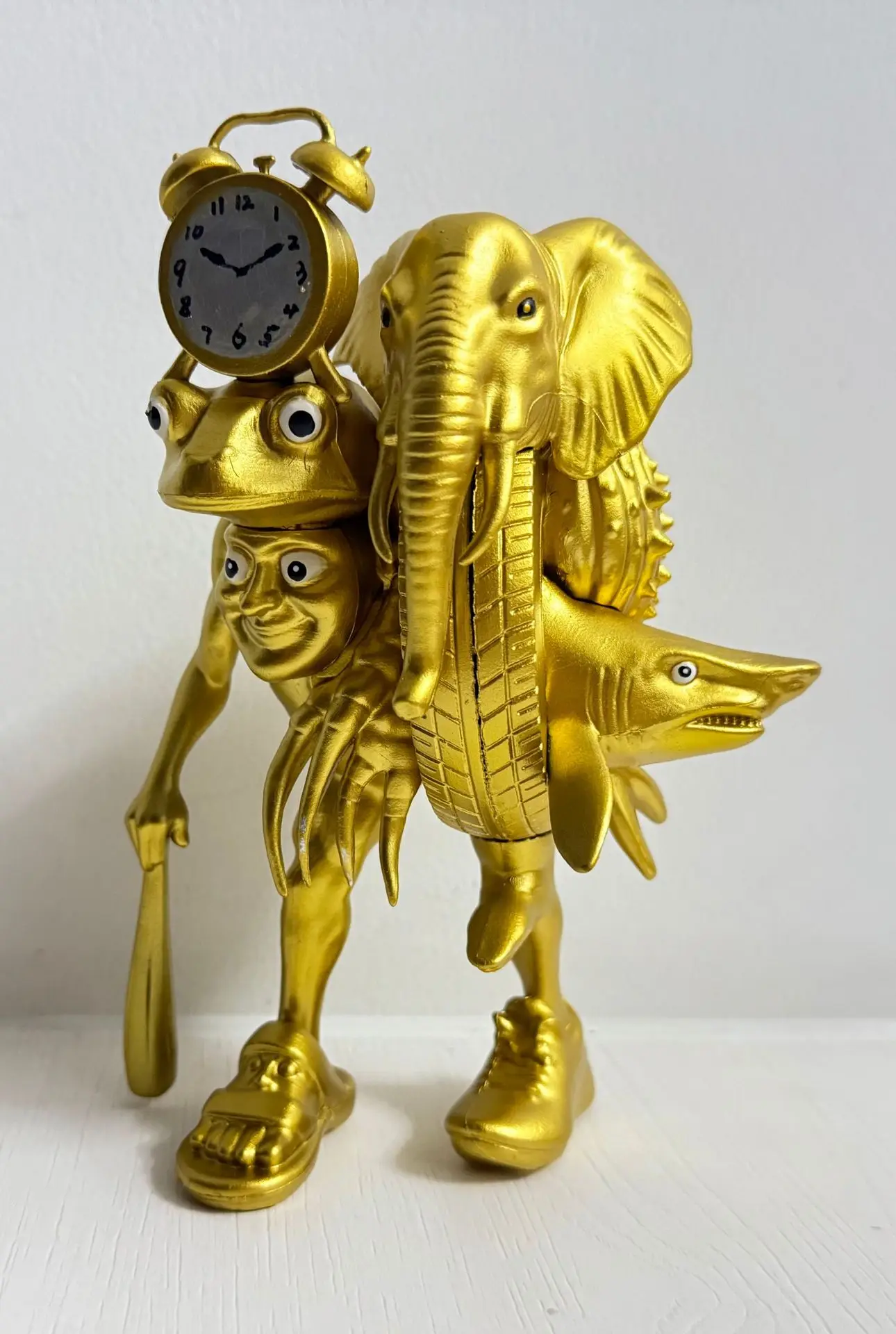 New gold silver Model Italian Brainrot Boss AI Monster Animals Tung Tung Tung Sahur Figure Tralalelo Tralala Figurine Doll Toy
New gold silver Model Italian Brainrot Boss AI Monster Animals Tung Tung Tung Sahur Figure Tralalelo Tralala Figurine Doll Toy