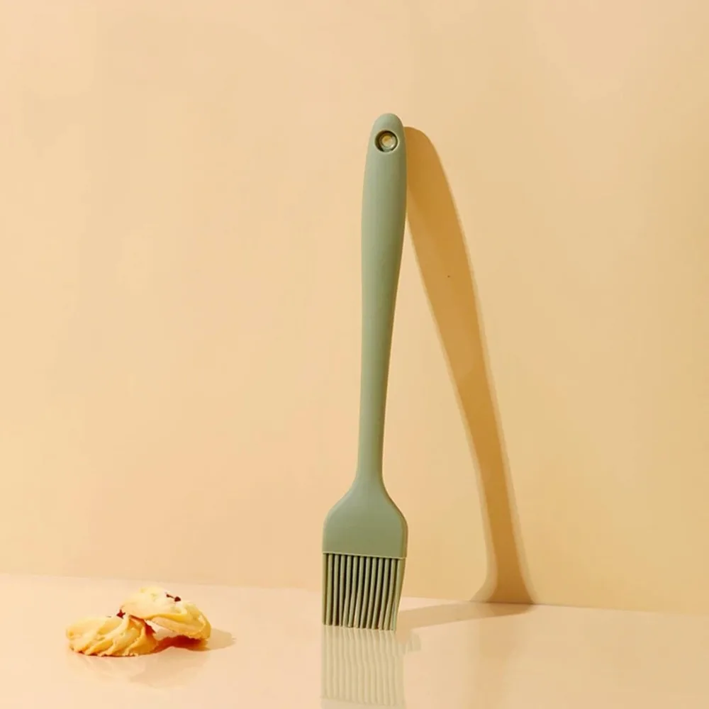 Household kitchen silicone scraper integrated cream cake scraper large soft scraper small jam knife (starting from 2, retail price total 2)
Household kitchen silicone scraper integrated cream cake scraper large soft scraper small jam knife (starting from 2, retail price total 2)