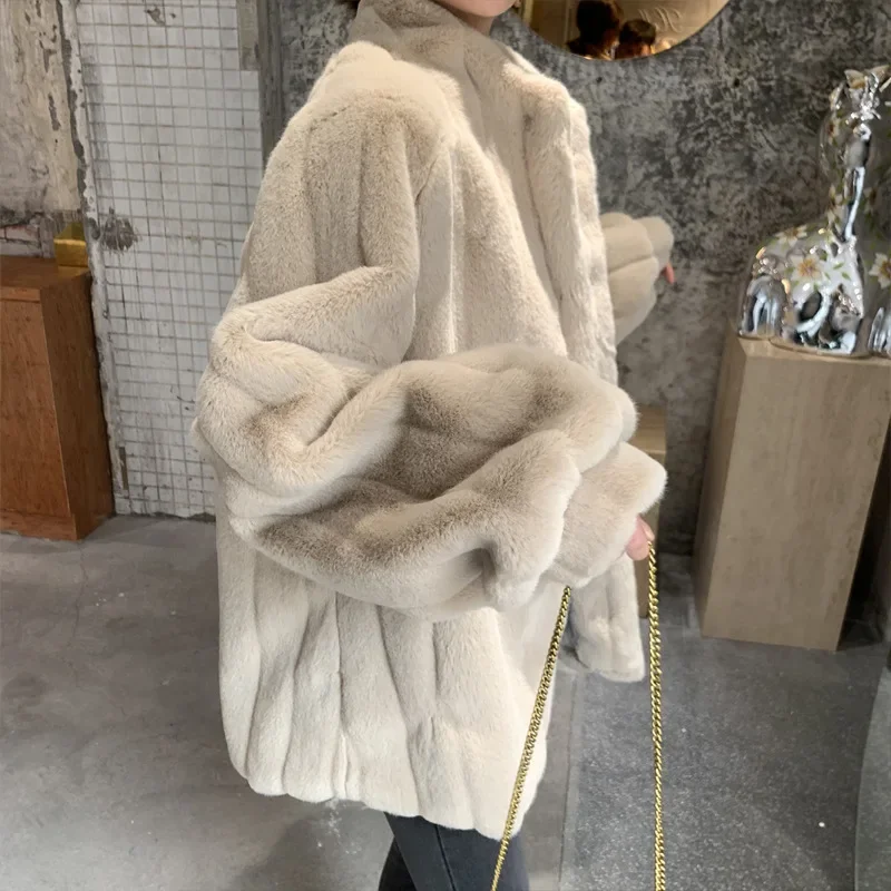 Sleeves Stand Collar Covered Button Loose Casual Autumn Winter 2025 Women Faux Rabbit Fur Coats Solid Overcoats Mid Lenth Full
Sleeves Stand Collar Covered Button Loose Casual Autumn Winter 2025 Women Faux Rabbit Fur Coats Solid Overcoats Mid Lenth Full