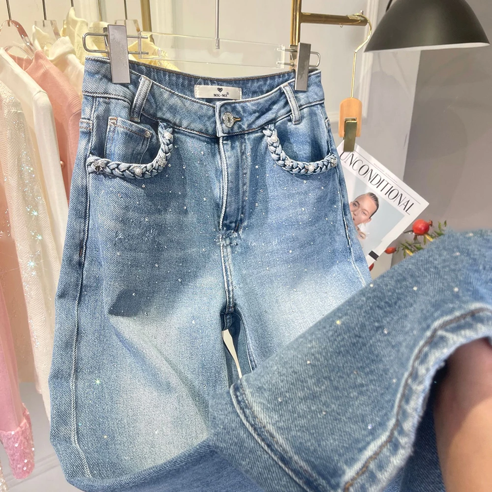Women's Diamond Studded Floor Length Jeans Fashion High Waist Straight Loose Blue Denim Pants Twist Pocket Design Wide Leg Jeans
Women's Diamond Studded Floor Length Jeans Fashion High Waist Straight Loose Blue Denim Pants Twist Pocket Design Wide Leg Jeans