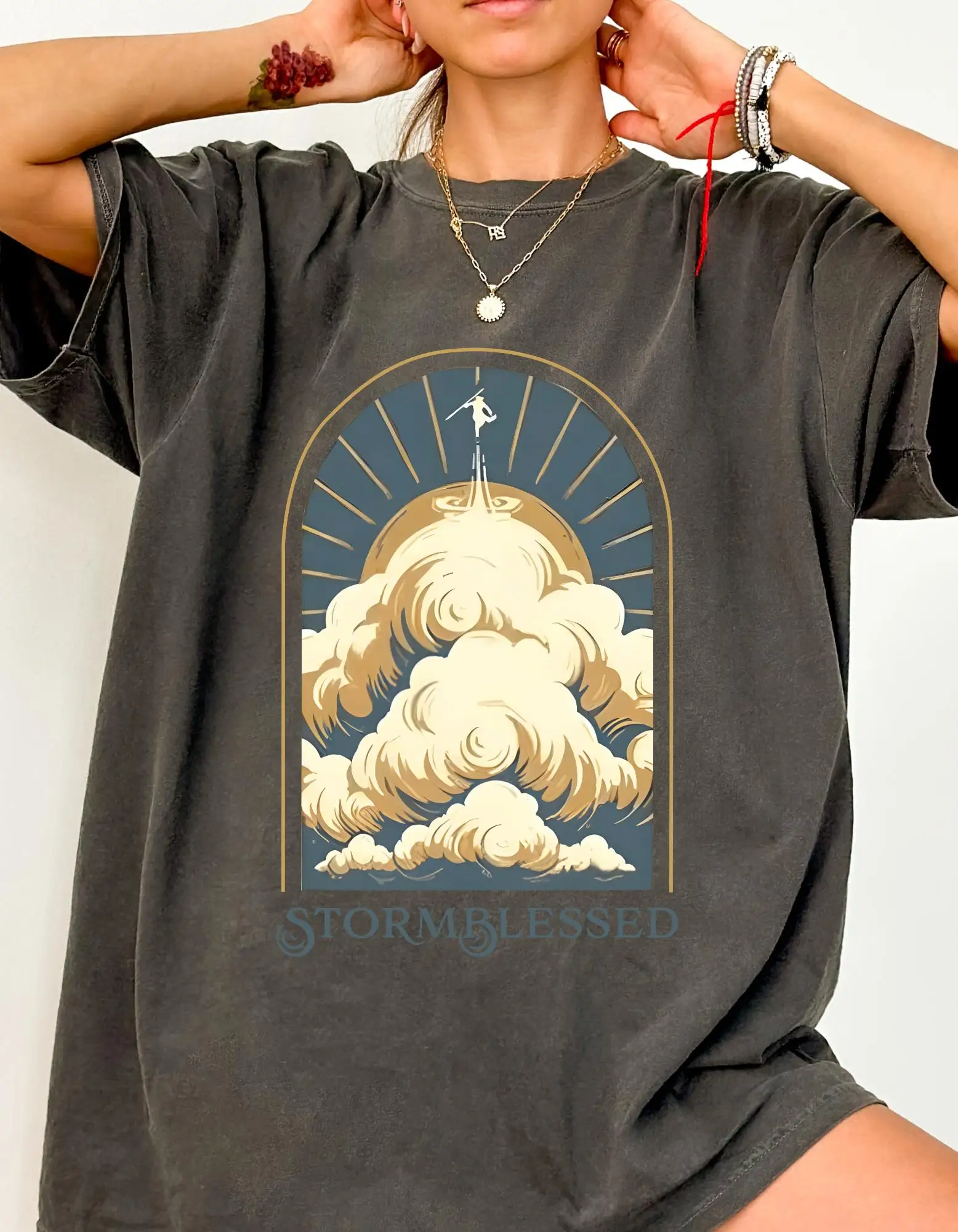 Женская футболка больших размеров в стиле фэнтези для любителей книг, хлопковая дышащая модная и универсальная уличная одежда унисекс большого размера
Женская футболка больших размеров в стиле фэнтези для любителей книг, хлопковая дышащая модная и универсальная уличная одежда унисекс большого размера