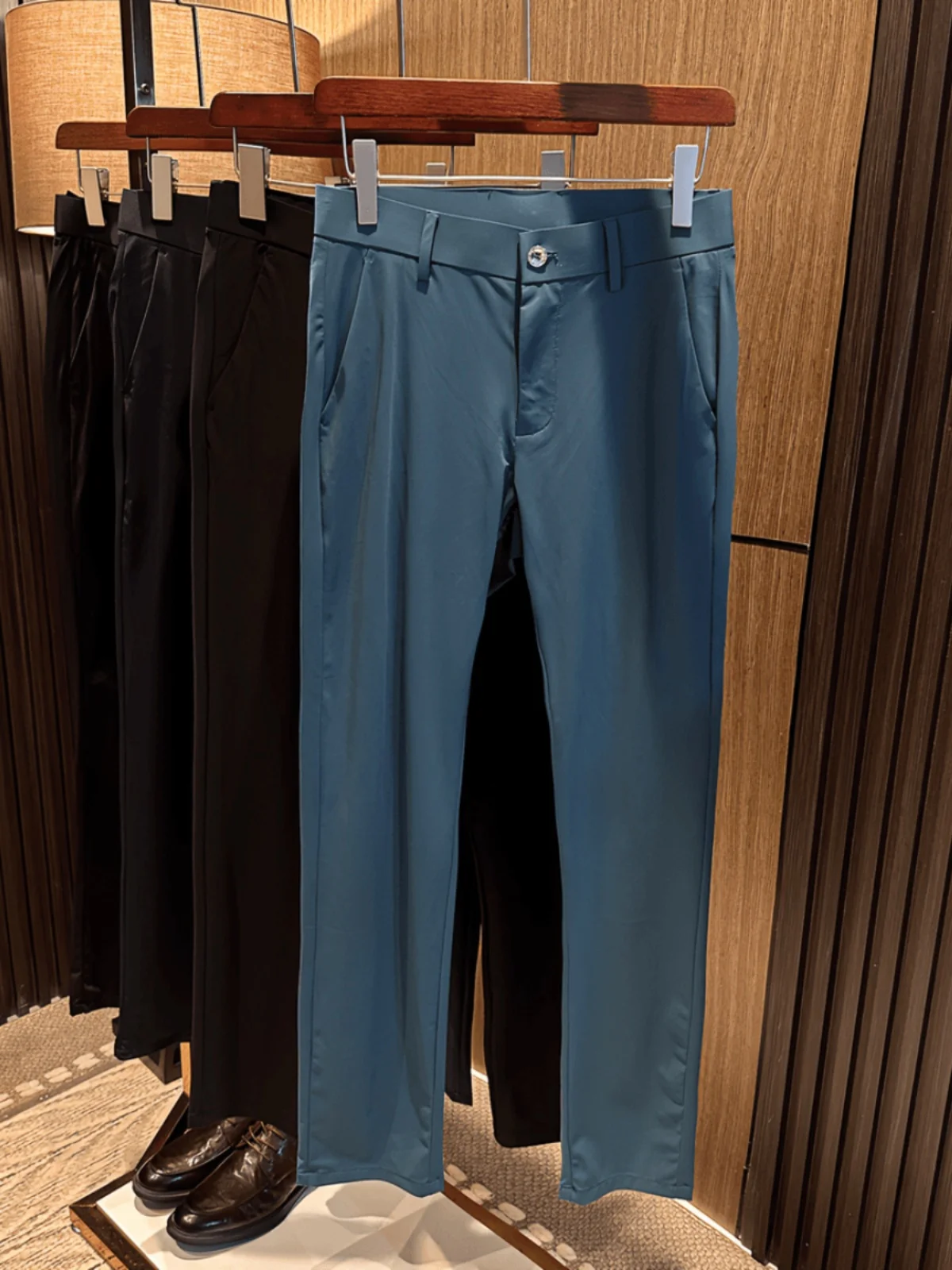 Мужские летние повседневные брюки премиум-класса: водонепроницаемые, маслостойкие, с защитой от УФ-излучения, легкие, технологичные
Мужские летние повседневные брюки премиум-класса: водонепроницаемые, маслостойкие, с защитой от УФ-излучения, легкие, технологичные