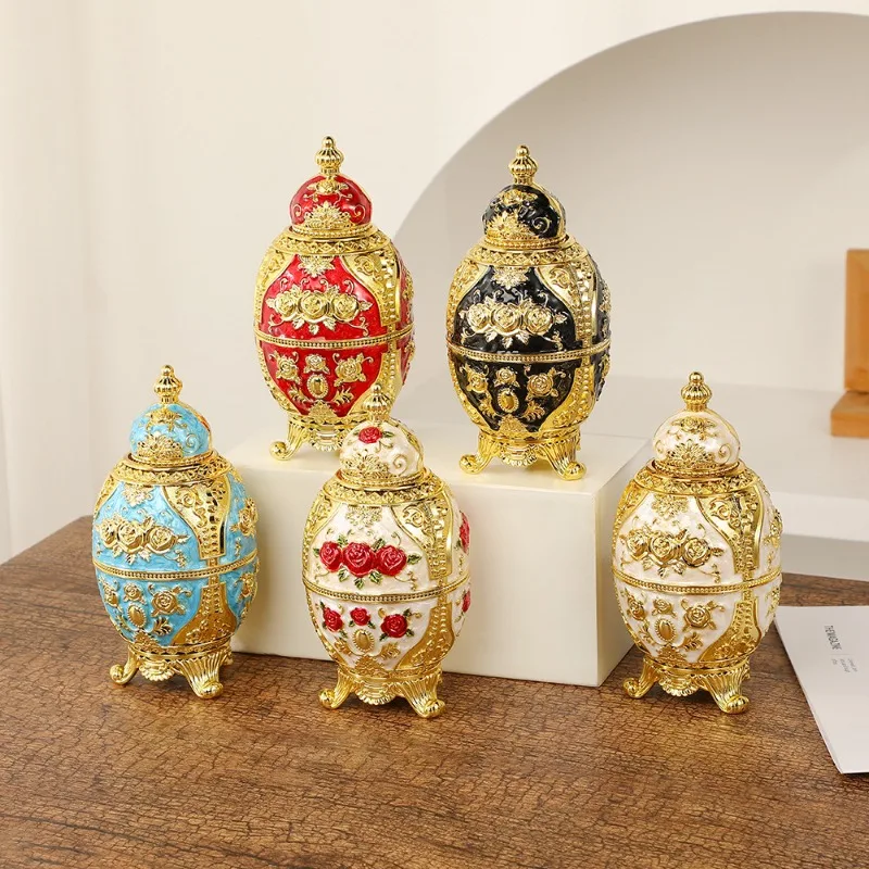 Rose Press Toothpick Holder Light Luxury High Quality Home Daily Necessities Fashion Retro Light Luxury Plastic Toothpick Holder
Rose Press Toothpick Holder Light Luxury High Quality Home Daily Necessities Fashion Retro Light Luxury Plastic Toothpick Holder