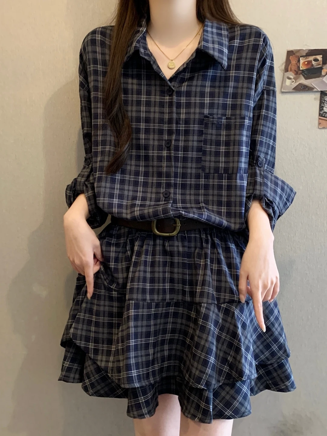Vintage Plaid Long Sleeve Shirt Dress Women's Spring Autumn plus Size Slimming Midi Belted Waist Short Skirt
Vintage Plaid Long Sleeve Shirt Dress Women's Spring Autumn plus Size Slimming Midi Belted Waist Short Skirt