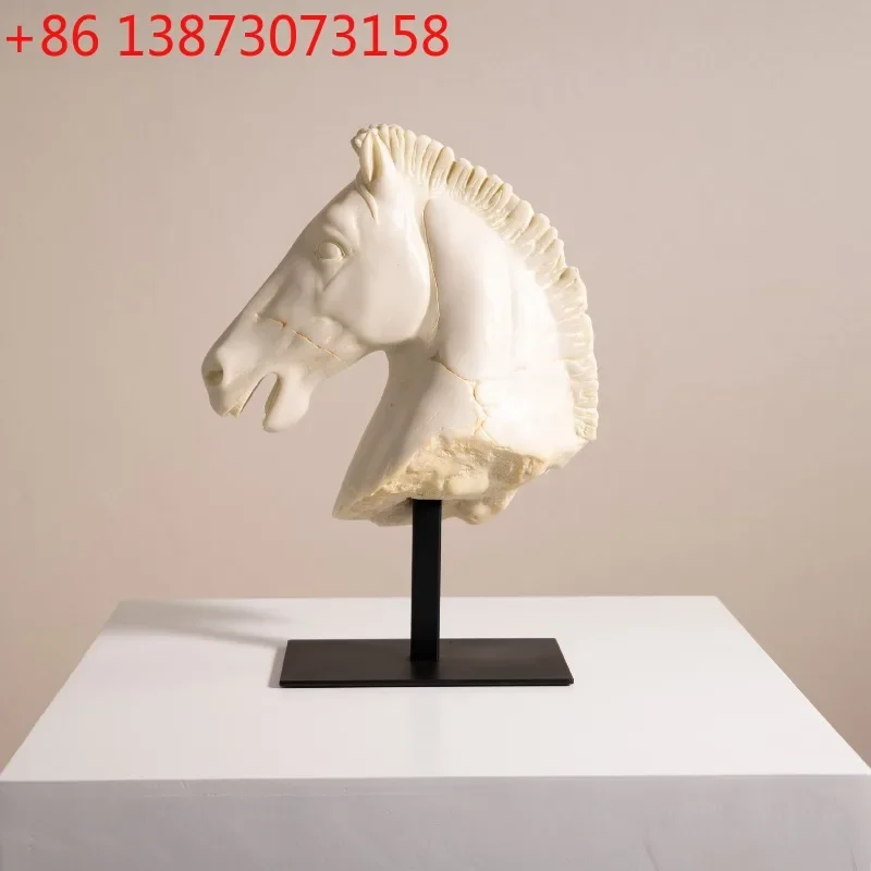 Resin Modern Entrance Hall Ornament Horse Head Modelling Figurines Study Room Aesthetic Luxury Sculptures Valentine Gift Ideas
Resin Modern Entrance Hall Ornament Horse Head Modelling Figurines Study Room Aesthetic Luxury Sculptures Valentine Gift Ideas