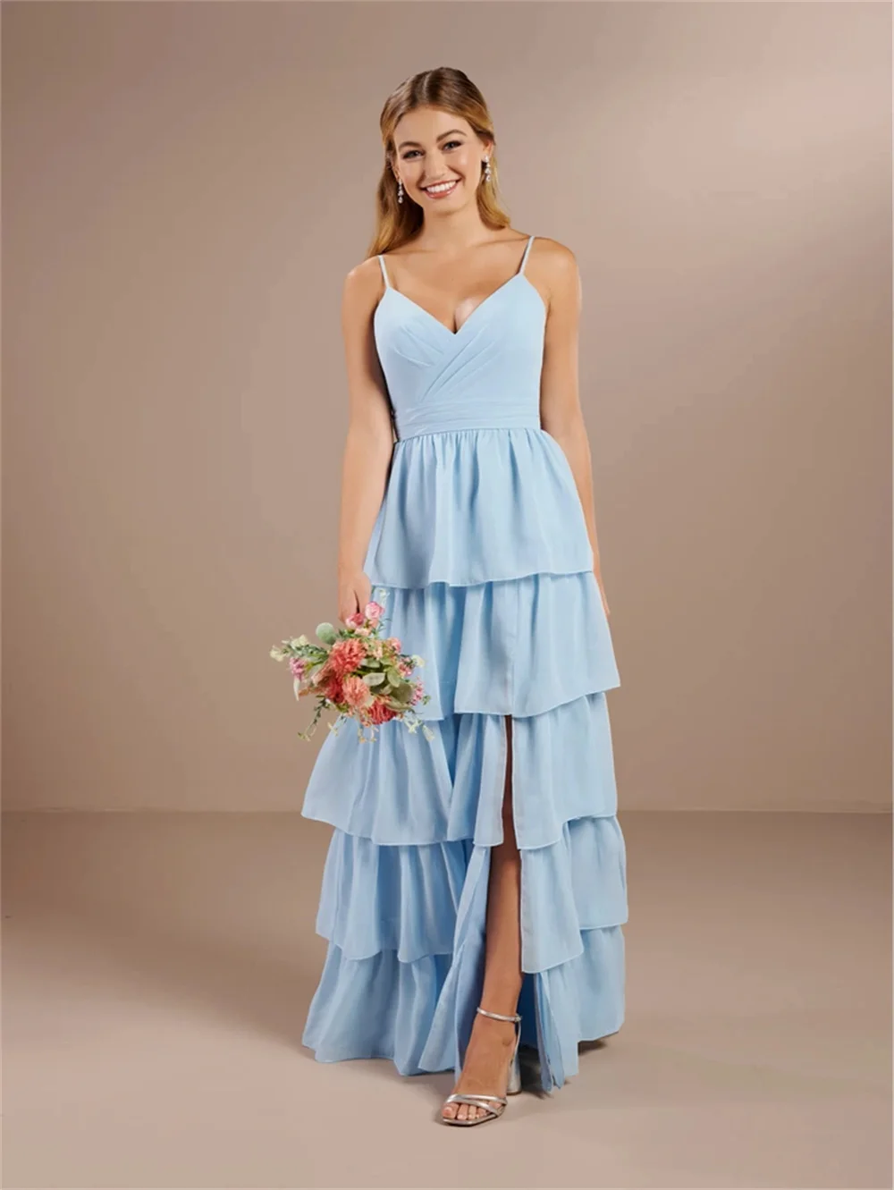 Spaghetti Straps V-Neck Tiered Ruffles Prom Dresses With Split Corset Sleeveless Formal Cocktail Party A-line Long Evening Gowns
Spaghetti Straps V-Neck Tiered Ruffles Prom Dresses With Split Corset Sleeveless Formal Cocktail Party A-line Long Evening Gowns