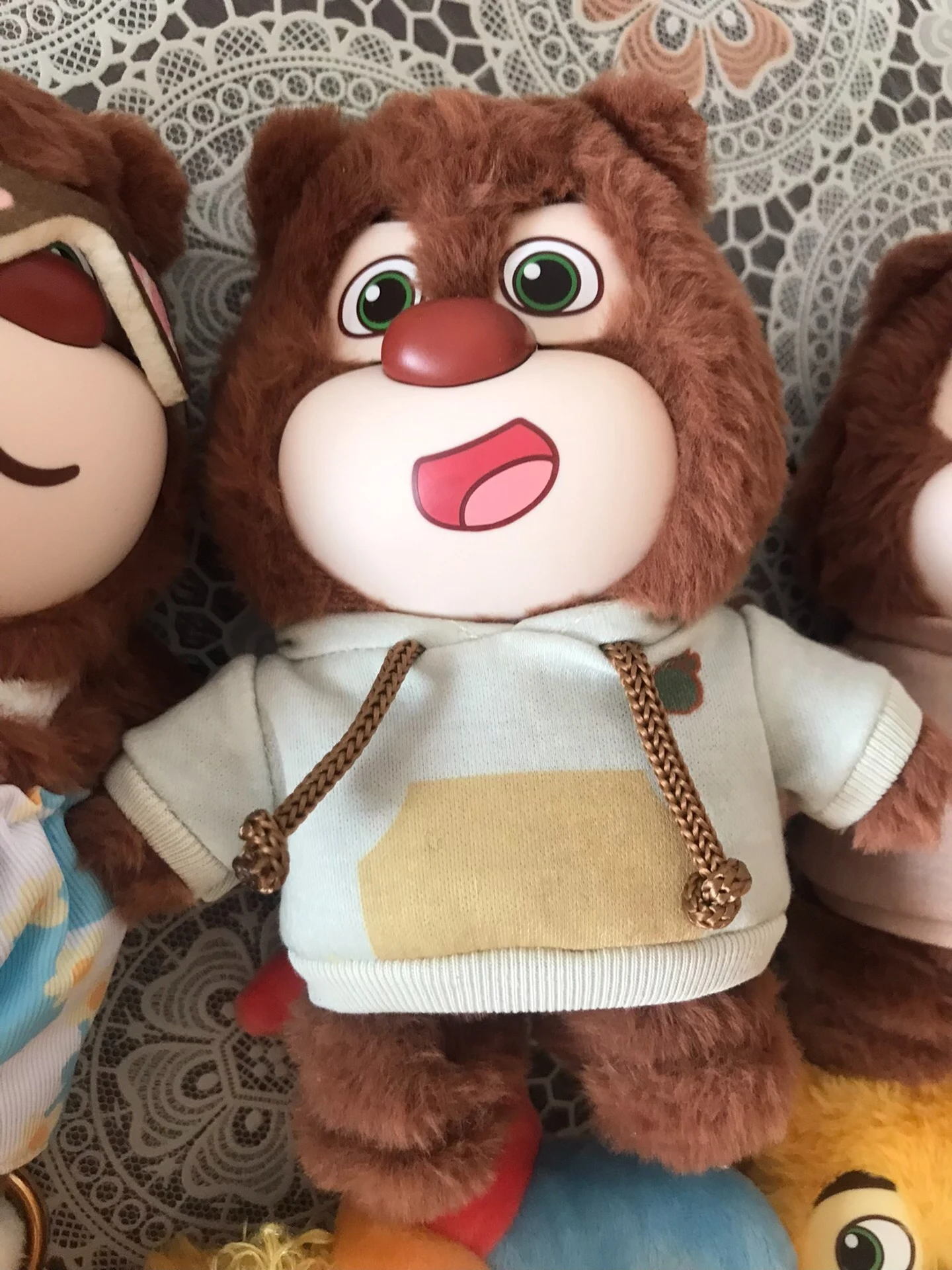 Bear Ridge Fashion Week Blind Box - Authentic Mysterious Gift Doll Ornament Featuring Two Appearing Bears Trendy Collectible
Bear Ridge Fashion Week Blind Box - Authentic Mysterious Gift Doll Ornament Featuring Two Appearing Bears Trendy Collectible