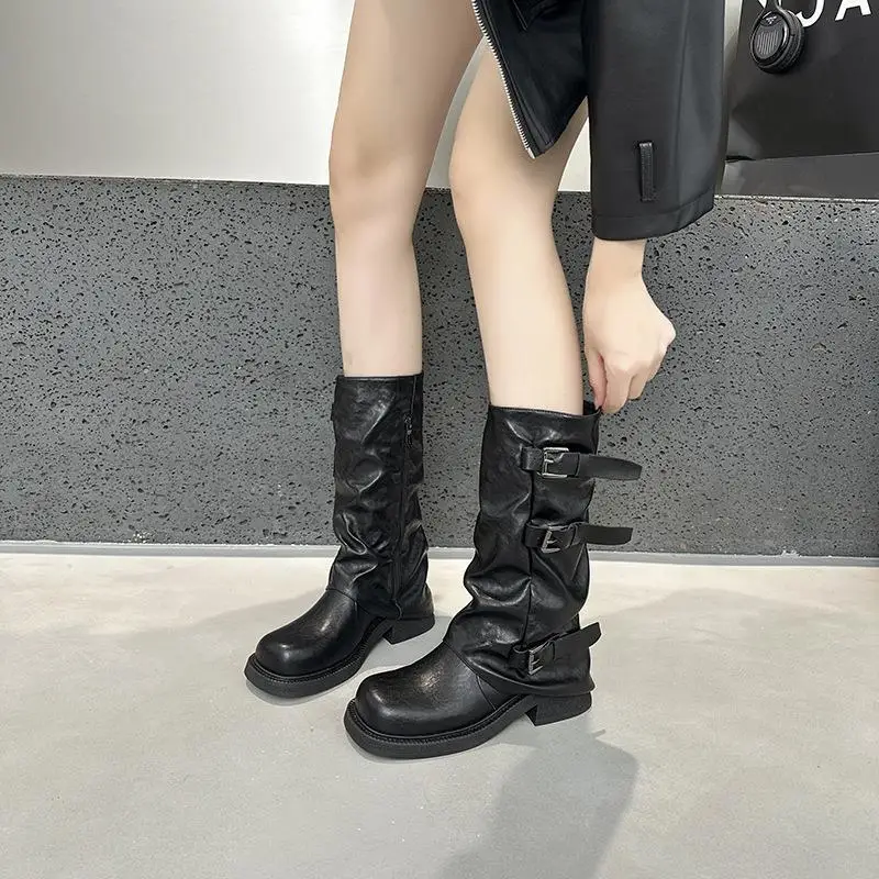Women's Long Tube Booties Genuine Leather Knight Boots Western Mid-Calf Stackable Boots with Buckle Fashionable Winter Boots
Women's Long Tube Booties Genuine Leather Knight Boots Western Mid-Calf Stackable Boots with Buckle Fashionable Winter Boots