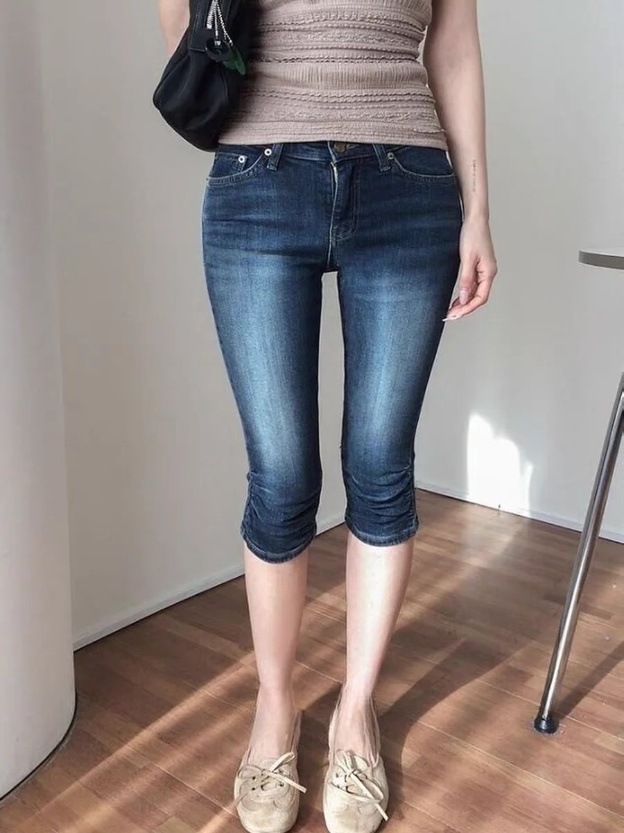 High Waist Slim Fit Denim Jeans Women's American Style Retro Elastic Casual over Knee Six Feet Pants Tummy Control Bootcut
High Waist Slim Fit Denim Jeans Women's American Style Retro Elastic Casual over Knee Six Feet Pants Tummy Control Bootcut