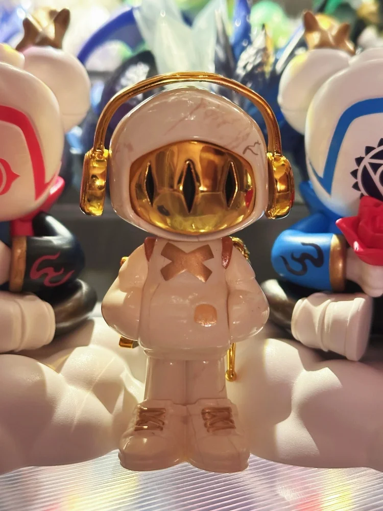 Оригинальный Мистер Кость в наличии Mini V2 слепая коробка модная ручная работа серия для путешествий по времени крутые модные игрушки Коллекционные модели в качестве подарков
Оригинальный Мистер Кость в наличии Mini V2 слепая коробка модная ручная работа серия для путешествий по времени крутые модные игрушки Коллекционные модели в качестве подарков