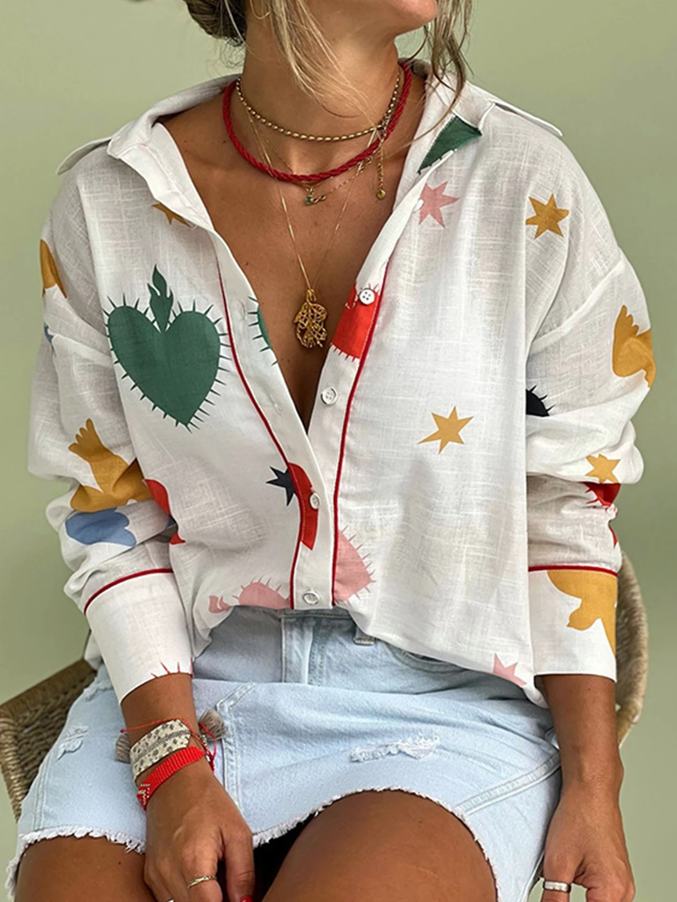 Женская летняя рубашка с милым молодежным мультяшным графическим принтом, однобортный, на пуговицах спереди, с длинными рукавами, повседневный топ для офиса
Женская летняя рубашка с милым молодежным мультяшным графическим принтом, однобортный, на пуговицах спереди, с длинными рукавами, повседневный топ для офиса