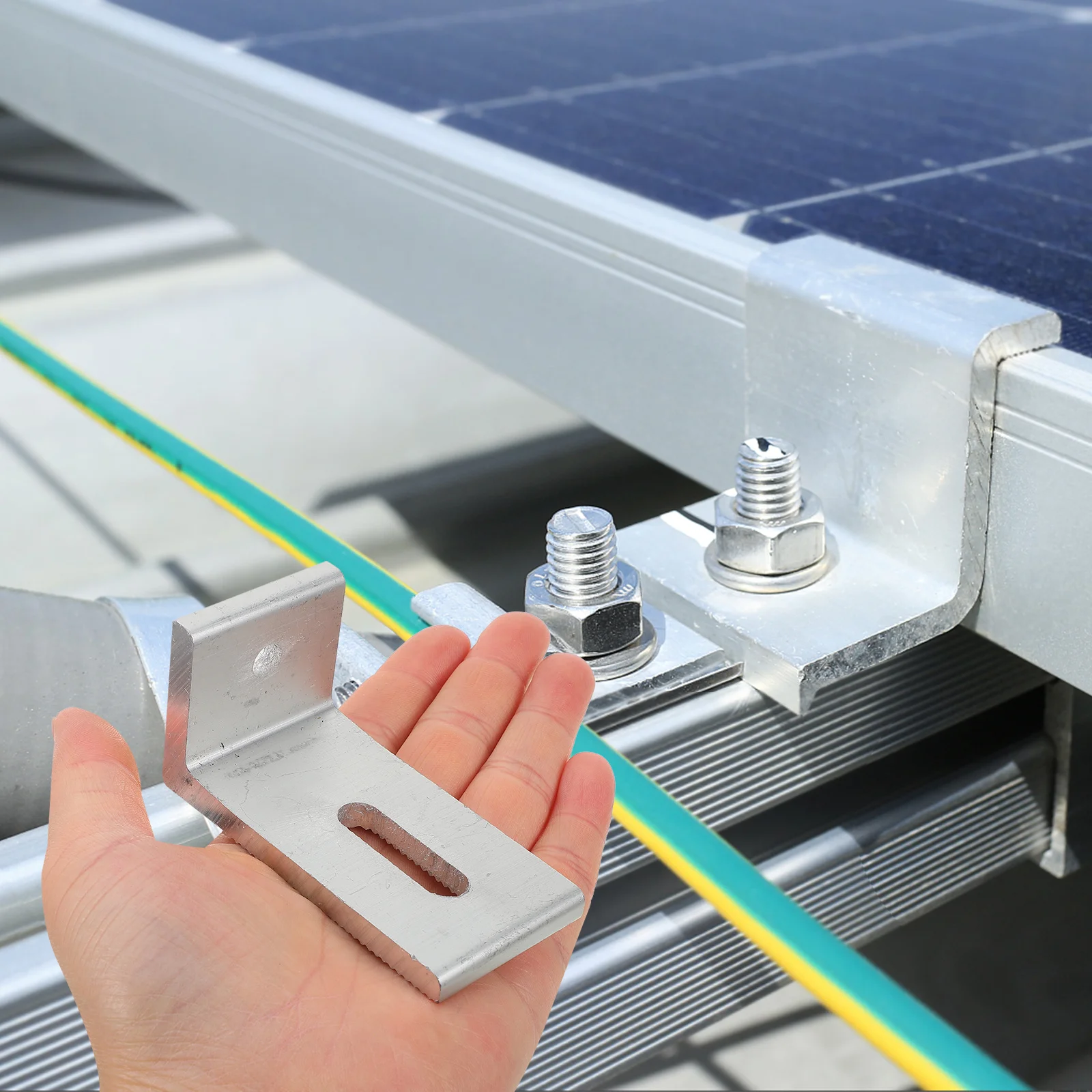 Solar Panel Mounting Bracket L-Foot Design Durable Easy Install No Tools Needed for Rvs Boats Roofs Solar Energy Capture Wind
Solar Panel Mounting Bracket L-Foot Design Durable Easy Install No Tools Needed for Rvs Boats Roofs Solar Energy Capture Wind