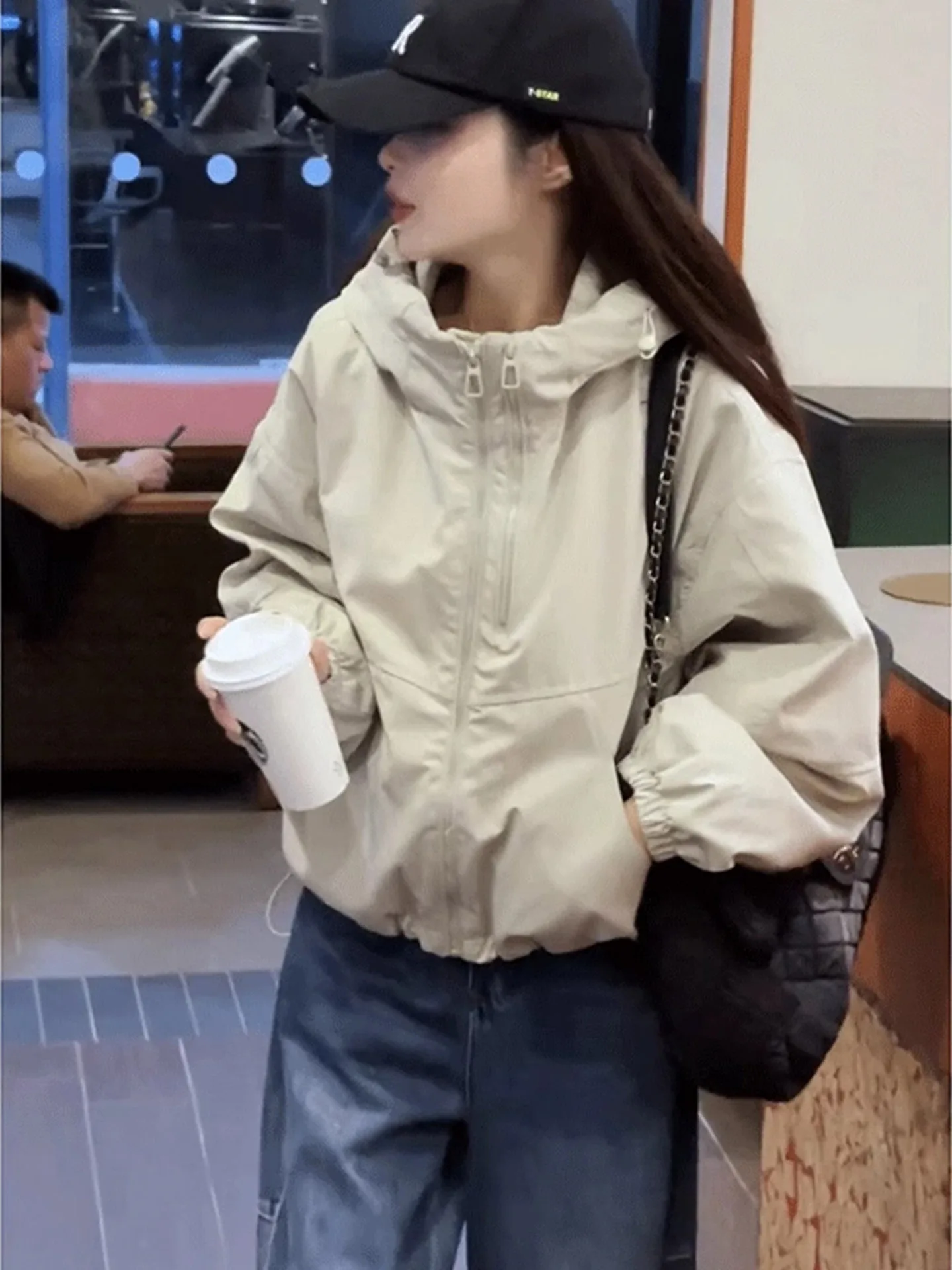 Хаки или двойная молния с капюшоном, женская осенне-зимняя свободная утягивающая верхняя одежда, топ Faion Commute Sle, хлопок
Хаки или двойная молния с капюшоном, женская осенне-зимняя свободная утягивающая верхняя одежда, топ Faion Commute Sle, хлопок