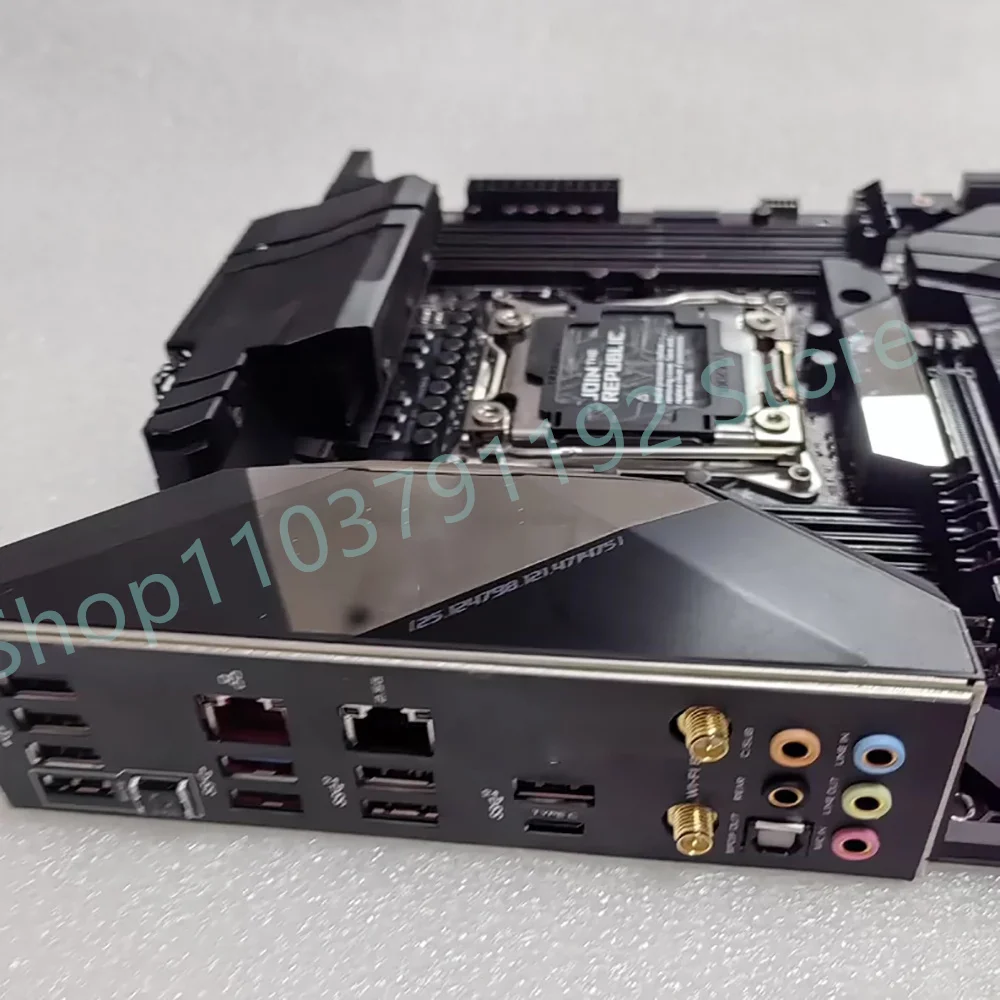 Материнская плата ATX STRIX X299-E GAMING II
Материнская плата ATX STRIX X299-E GAMING II