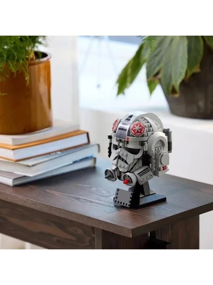 730 pieces of AT-driver mask building block helmet model MOC brick boy toy Christmas gift
730 pieces of AT-driver mask building block helmet model MOC brick boy toy Christmas gift