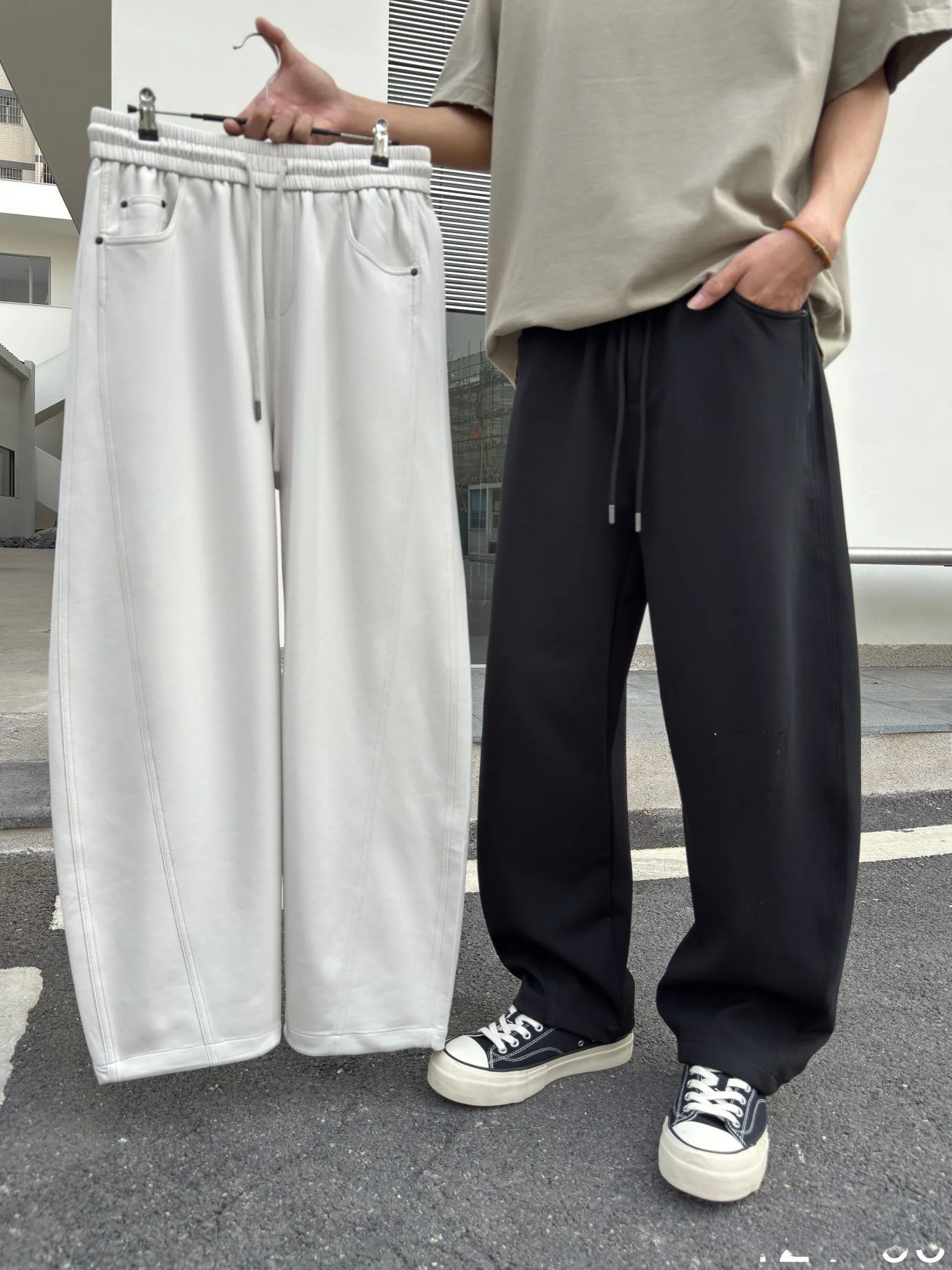 American Style Casual Pants Men's Loose Fit Straight Leg Knitted Wide Leg Pants Spring 2026 Retro Blade Shape Comfortable
American Style Casual Pants Men's Loose Fit Straight Leg Knitted Wide Leg Pants Spring 2026 Retro Blade Shape Comfortable