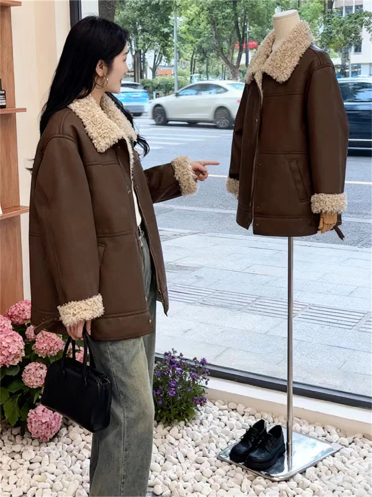 Модное женское пальто с меховым воротником, новинка весенней коллекции, стильное и элегантное, для повседневной носки, свободного кроя, с длинными рукавами
Модное женское пальто с меховым воротником, новинка весенней коллекции, стильное и элегантное, для повседневной носки, свободного кроя, с длинными рукавами