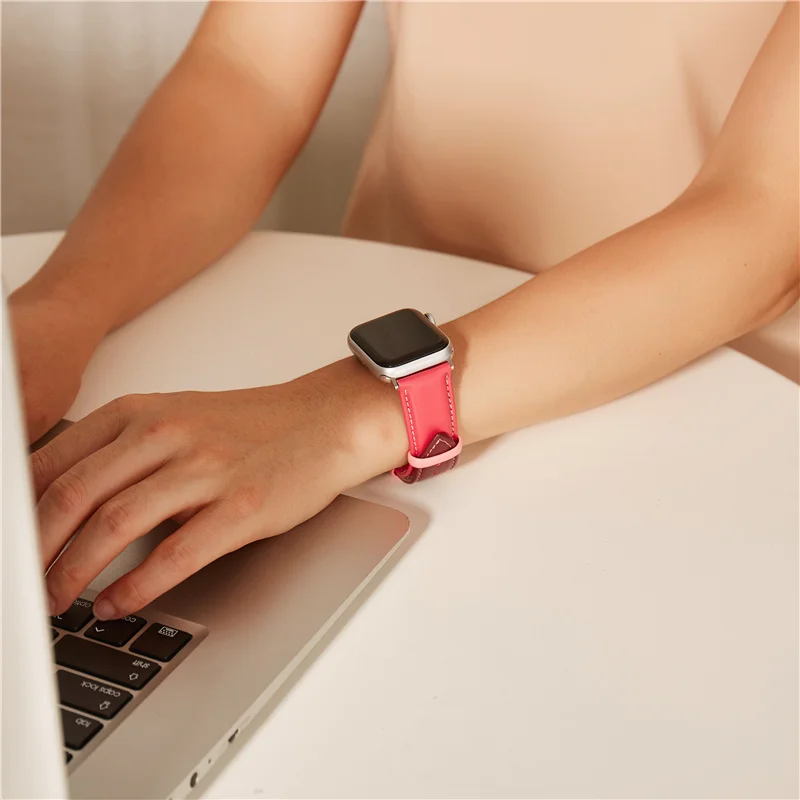 Women Leather Watch Straps For Apple Series 6 SE 5 4 3 Girls Bracelets Loop 38mm 40mm 42mm 44mm Ladies Watchbands For Iwatch
Women Leather Watch Straps For Apple Series 6 SE 5 4 3 Girls Bracelets Loop 38mm 40mm 42mm 44mm Ladies Watchbands For Iwatch