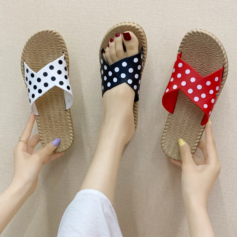 Ladies New Slippers Summer Sandals Women Bohemia Holiday Slippers Flat Cross Non-slip Beach Shoes Fashion Handmade Shoes
Ladies New Slippers Summer Sandals Women Bohemia Holiday Slippers Flat Cross Non-slip Beach Shoes Fashion Handmade Shoes