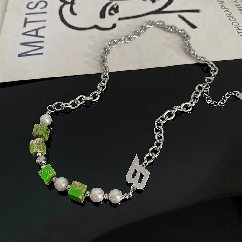 ROXI | Korean Fashion Punk Necklace for Men Alphabet Pearl Pendant Green Beaded Hip Hop Party Gifts 50cm New
ROXI | Korean Fashion Punk Necklace for Men Alphabet Pearl Pendant Green Beaded Hip Hop Party Gifts 50cm New