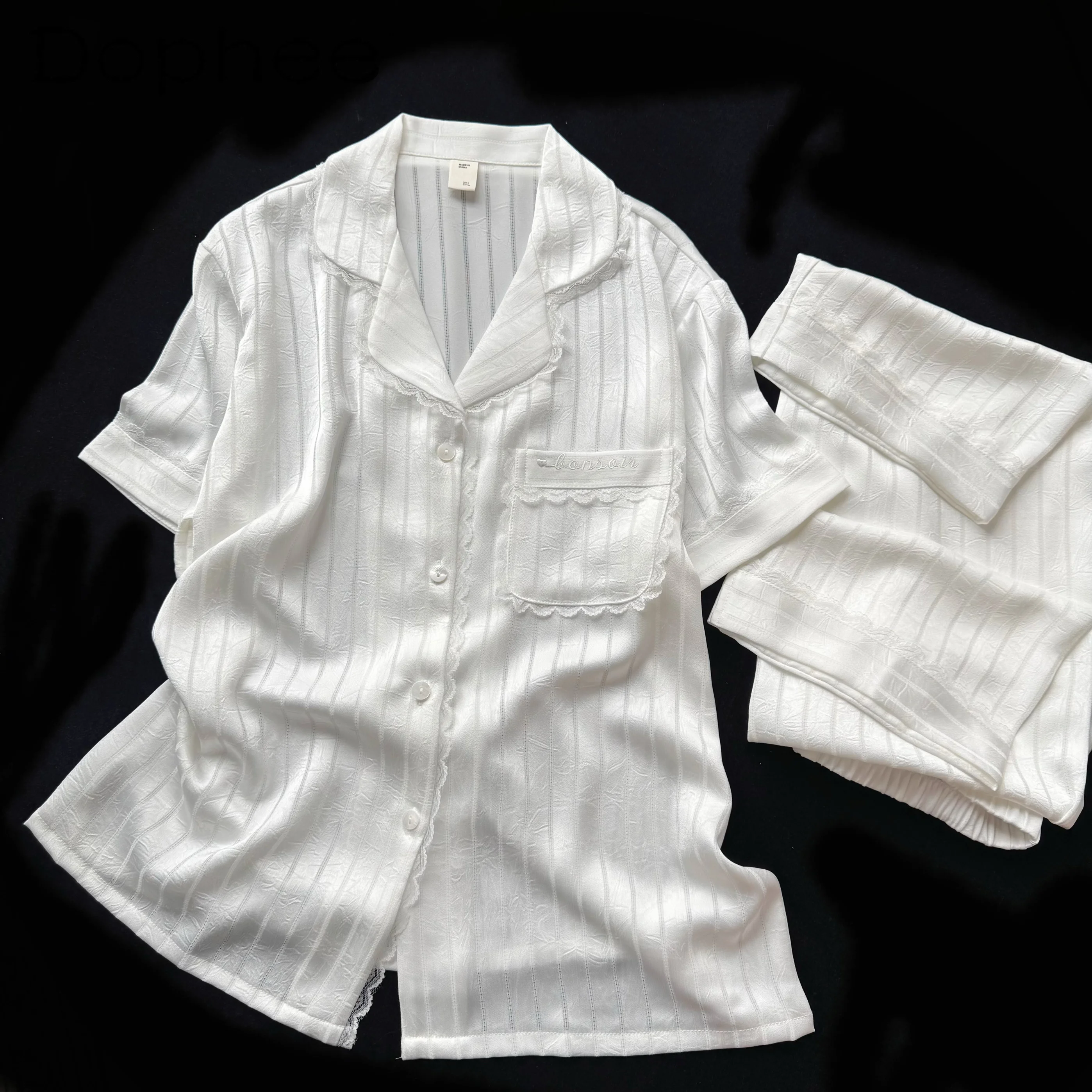 2025 Summer New Elegant Lady Long-sleeved Ice Silk Short-sleeved Pajamas Thin Cool Simple Casual Loungewear Set
2025 Summer New Elegant Lady Long-sleeved Ice Silk Short-sleeved Pajamas Thin Cool Simple Casual Loungewear Set