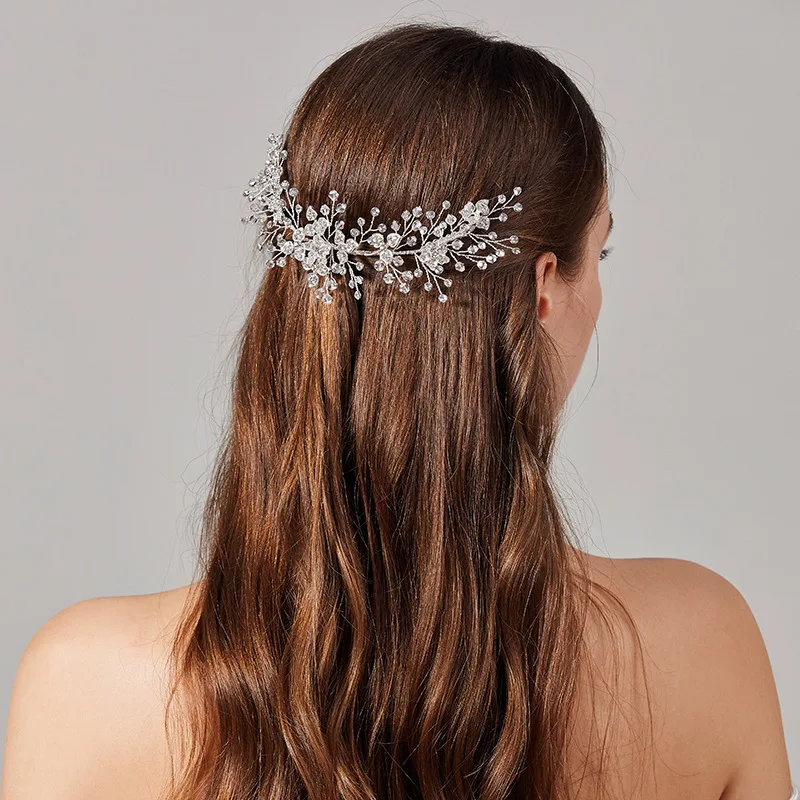 Модная свадебная расческа для волос ручной работы со стразами и кристаллами серебряного цвета, свадебная повязка на голову, ювелирные изделия
Модная свадебная расческа для волос ручной работы со стразами и кристаллами серебряного цвета, свадебная повязка на голову, ювелирные изделия