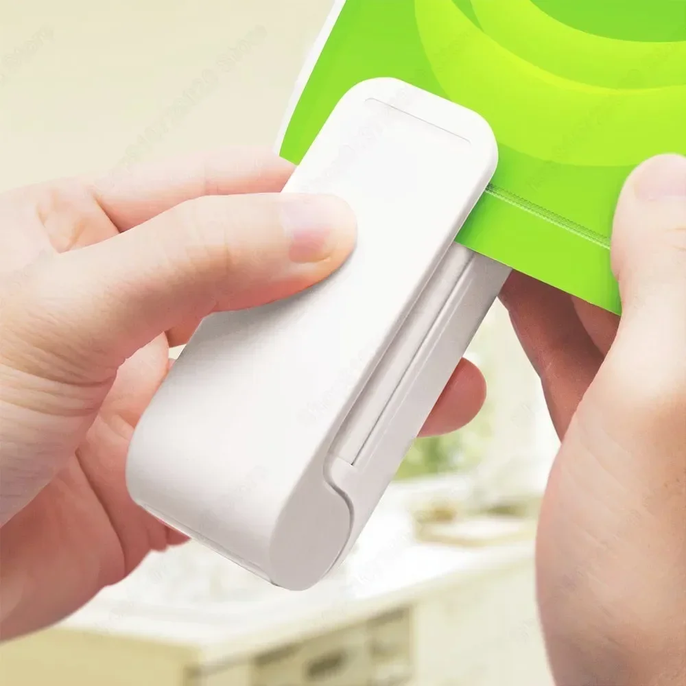 Packing Mini Machine Sealer Accessories Thermal Sealing Bags Heat Portable Food Closure Package Bag Kitchen Plastic Bag Sealer
Packing Mini Machine Sealer Accessories Thermal Sealing Bags Heat Portable Food Closure Package Bag Kitchen Plastic Bag Sealer