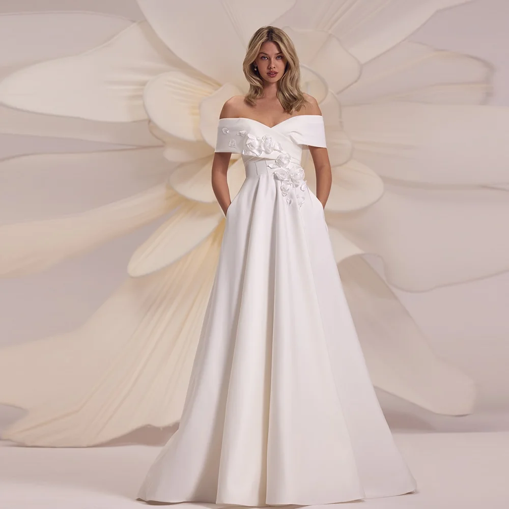 Customized Elegant Off-Shoulder Satin Wedding Dress A-line Court Backless and Lace up Wedding Gowns with Floral robes de mariée
Customized Elegant Off-Shoulder Satin Wedding Dress A-line Court Backless and Lace up Wedding Gowns with Floral robes de mariée