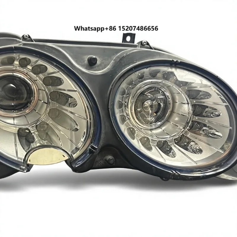 Applicable for Flying Spur 13-17 Models Original Front Headlight Assembly with Daytime Running Light Turn Signal for OLIVER
Applicable for Flying Spur 13-17 Models Original Front Headlight Assembly with Daytime Running Light Turn Signal for OLIVER