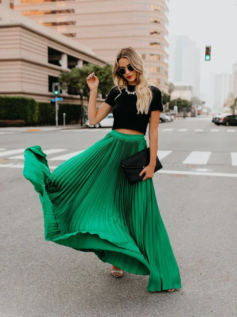 Elegant Pleated Skirt Spring Clothing Women Solid Color High Waist Big Swing Long Skirt Female Fashion Slimming Half Body Skirt
Elegant Pleated Skirt Spring Clothing Women Solid Color High Waist Big Swing Long Skirt Female Fashion Slimming Half Body Skirt