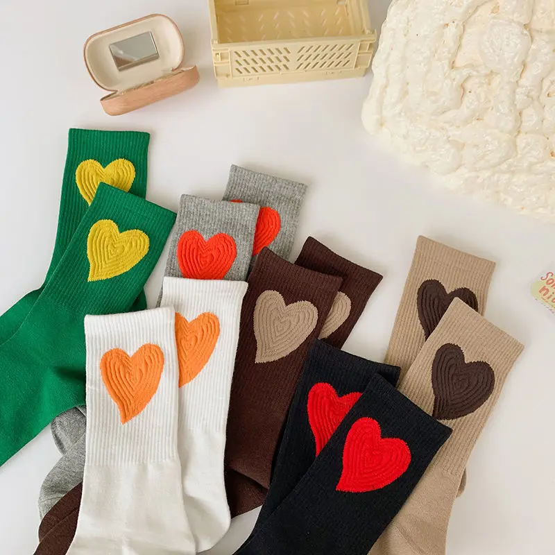 Sweet Embroidered Love Socks For Women Fashion Cute Cotton Loose Socks Female Lingerie Autumn Winter Kawaii Breathable Stockings
Sweet Embroidered Love Socks For Women Fashion Cute Cotton Loose Socks Female Lingerie Autumn Winter Kawaii Breathable Stockings