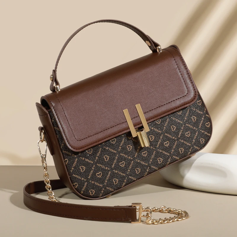 Summer New Bag Korean Edition Simple Small Square Bag Fashion Versatile One Shoulder Crossbody Trendy Mini Phone Bag Women's Bag
Summer New Bag Korean Edition Simple Small Square Bag Fashion Versatile One Shoulder Crossbody Trendy Mini Phone Bag Women's Bag