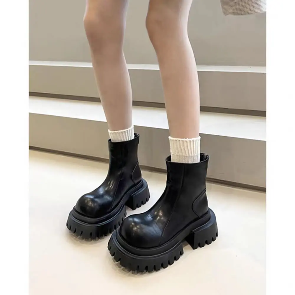 Platform Women's Ankle Boots Flats Fashion Dress Sport Shoes Designer New Winter Botas 2025 Cozy Goth Motorcycle Boots De Mujer
Platform Women's Ankle Boots Flats Fashion Dress Sport Shoes Designer New Winter Botas 2025 Cozy Goth Motorcycle Boots De Mujer
