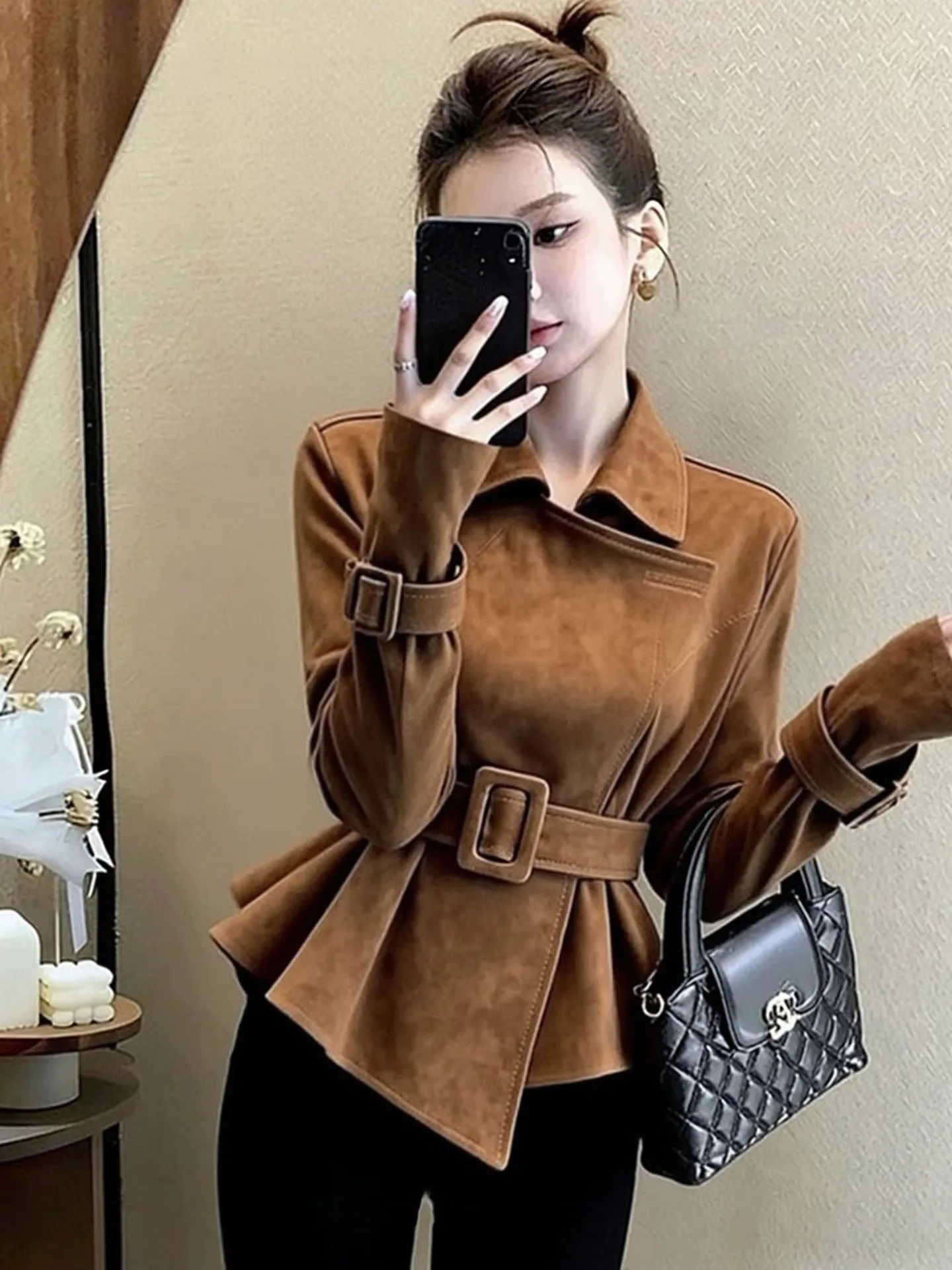 Ele Coffee-Colored Asymmetrical Collar Jaet Women's Faionable Luxury Sensation Spring 2026 New Sle Top irt
Ele Coffee-Colored Asymmetrical Collar Jaet Women's Faionable Luxury Sensation Spring 2026 New Sle Top irt