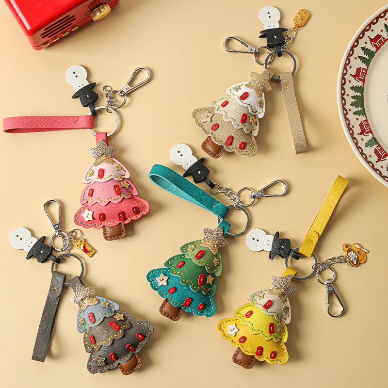 Cut fish handmade DIY material bag genuine leather Christmas tree snowman car keychain pendant bag
Cut fish handmade DIY material bag genuine leather Christmas tree snowman car keychain pendant bag