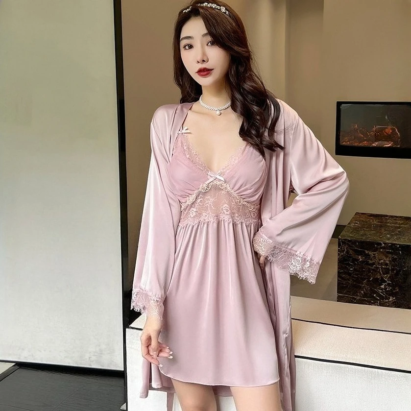 Комплект из двух предметов: женский кружевной халат-кимоно, летний пеньюар, ночная сорочка, шелковистое атласное белье для сна
Комплект из двух предметов: женский кружевной халат-кимоно, летний пеньюар, ночная сорочка, шелковистое атласное белье для сна