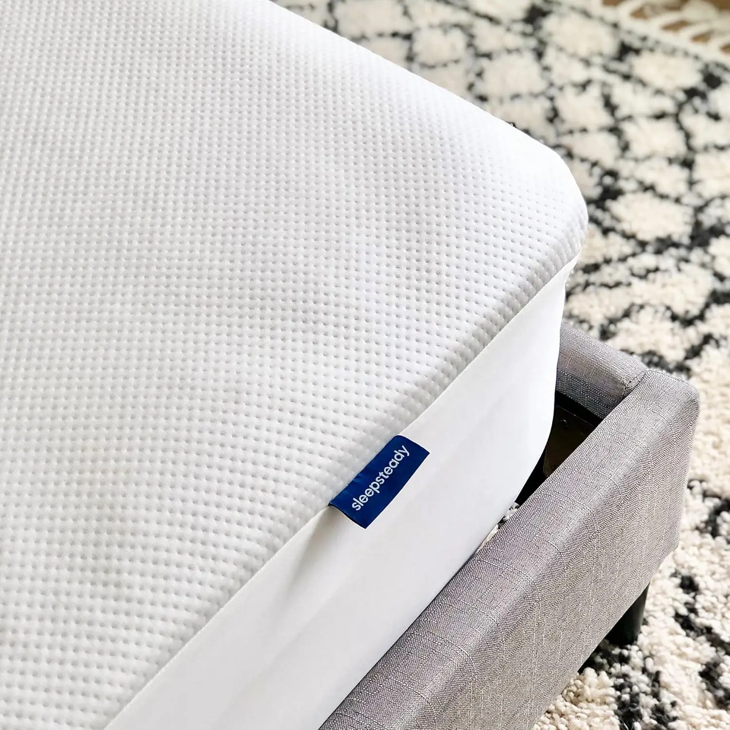 Waterproof Tencel Mattress Protector, Queen, Cooling, Breathable, Deep Pocket Up to 18"
Waterproof Tencel Mattress Protector, Queen, Cooling, Breathable, Deep Pocket Up to 18"