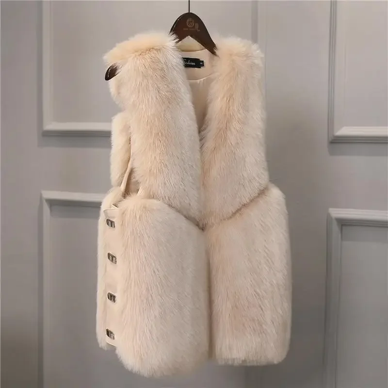 2024 New Fashion Luxury Faux Fur Vest Women Fluffy Short Fur Gilet Jacket Female Autumn Winter Fuzzy Coat Outerwear
2024 New Fashion Luxury Faux Fur Vest Women Fluffy Short Fur Gilet Jacket Female Autumn Winter Fuzzy Coat Outerwear